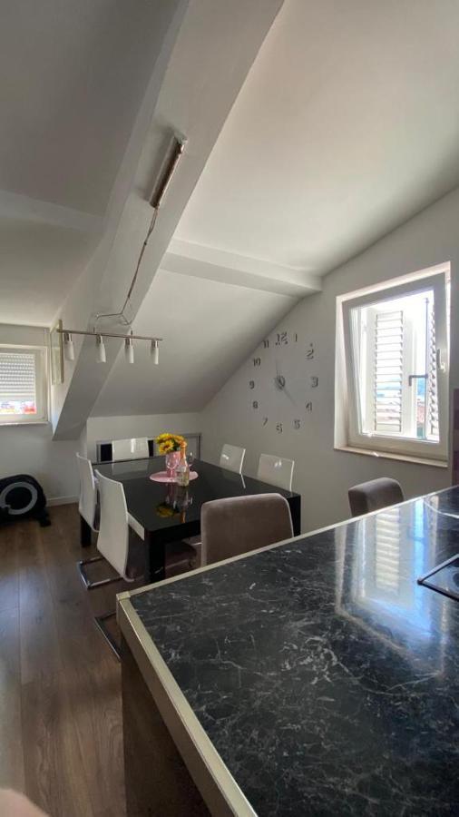 Luxury Apartments Near Bacvice Beach Σπλιτ Εξωτερικό φωτογραφία